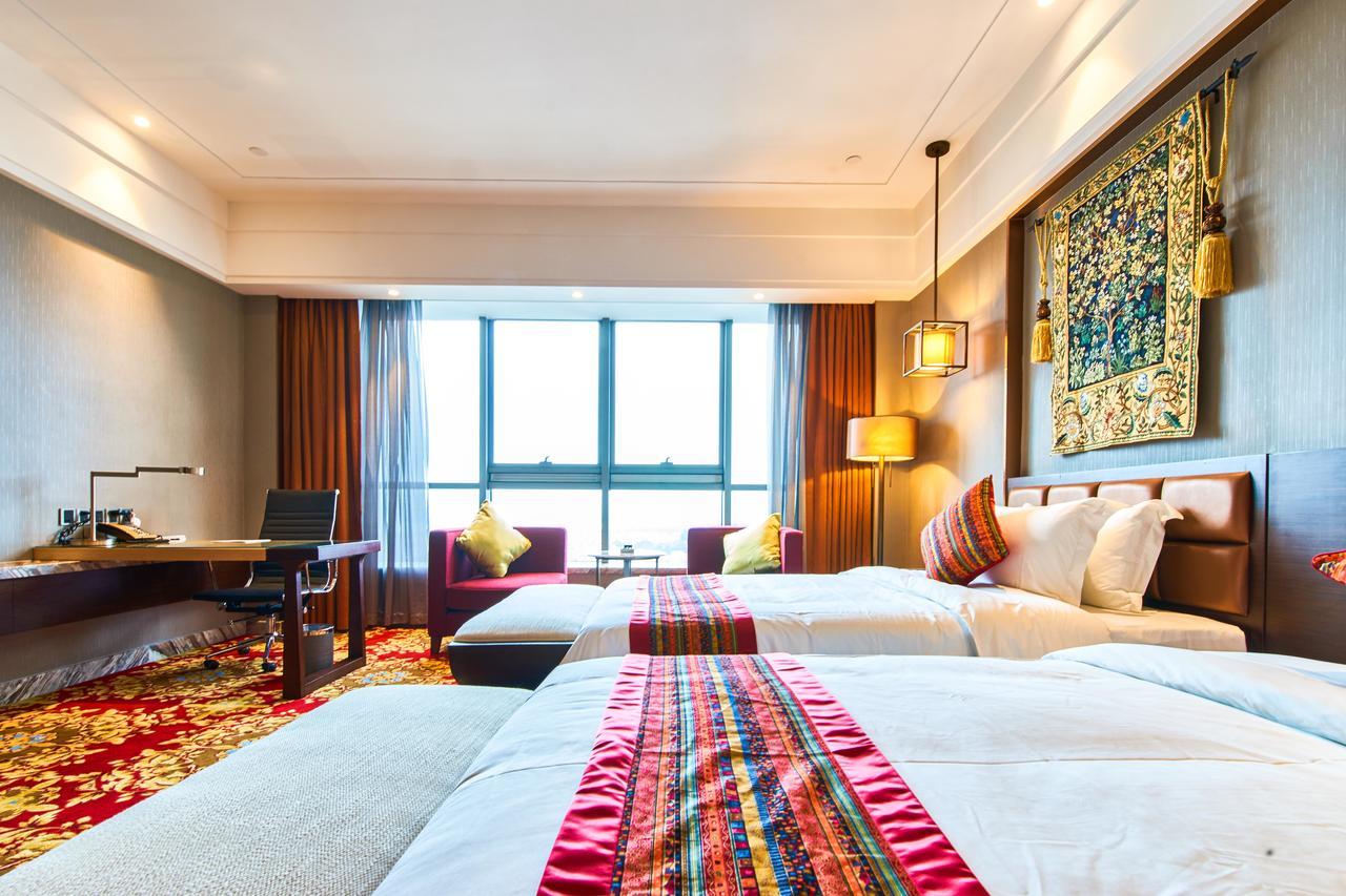 Zhongshan Guzhen Huayu Landmark Hotel エクステリア 写真