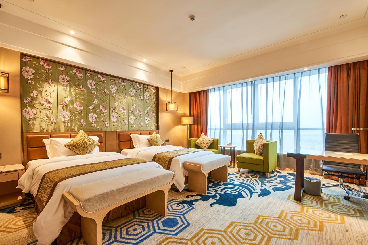 Zhongshan Guzhen Huayu Landmark Hotel エクステリア 写真